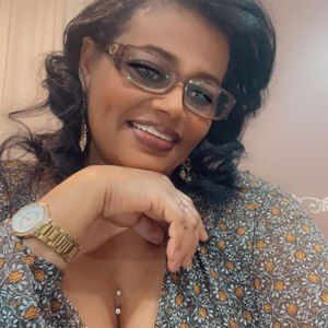 Meet your Posher, Ana raquel